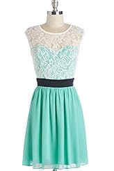 A-line Sheer Lace Short Cap Sleeves Chiffon Bridesmaid Dress/Prom Dress 