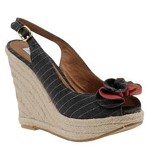 Steve Madden Women's Fauntain Ornamented Wedge