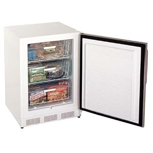 Summit FF6L7GoldVein Gold Vein Locking Commercial Compact Refrigerator with 5.5 Cu Ft and Adjustable Shelves FF6L7