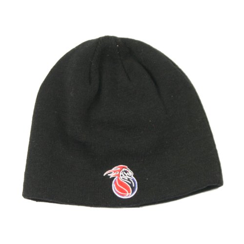 Detroit Pistons Alternate Logo Classic Knit Beanie