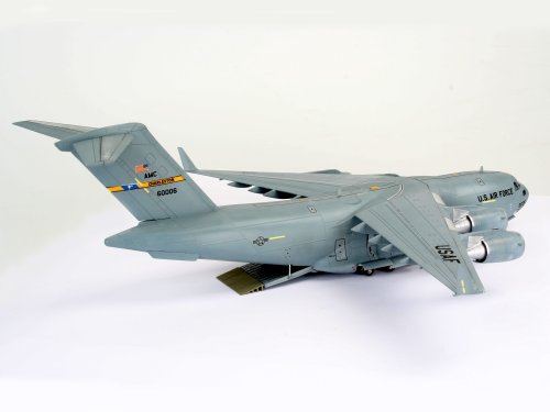 Imagen 9 de Revell Modellbausatz 04044 - C-17 Globemaster III en una escala de 1:144