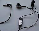 GENUINE BULK PACK BLACKBERRY PREMIUM STEREO HANDSFREE HEADSET SUITABLE FOR BLACKBERRY 8220 FLIP