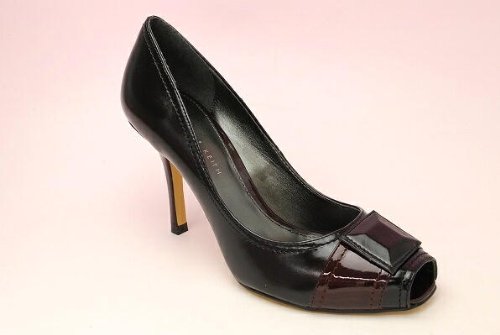 CHARLES & KEITH／チャールズ＆キース オープンスクエアトゥパンプス 630305
