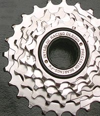 FREEWHEEL 6SP IRD DEFIANT 13-24T NICKEL