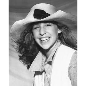 MAYIM BIALIK #1 - BLACK & WHITE Movie Photo- MEDIUM Size Print - SIZE 14x11" (36x28cm)