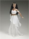  : TONNER WONDER WOMAN AMAZON PRINCESS DRESSED DOLL