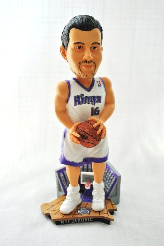 Stojakovic Official NBA #16 courtside 10 inch Bobble Head Sacramento kings white jersey