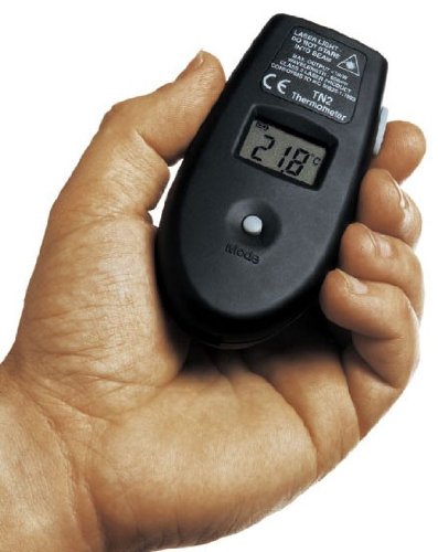 TN2 infrared thermometer with laser alignment
