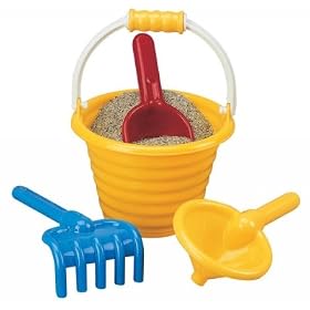 Classic 4-Piece Beach Bucket Sand Toy Set