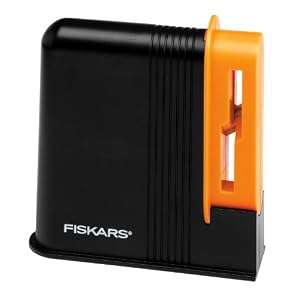 Fiskars-98617397-Scissors-Sharpener