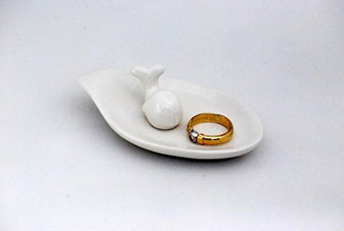 ceramic whale ring holder,white whale ring holder, valentines gift, handmade gift