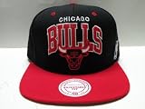 from Mitchell & Ness Mitchell and Ness NBA Chicago Bulls Arch 2 Tone Retro Snapback Cap