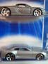 Hot Wheels Porsche Carrera Gray Pr5 - '10 Chevy Camaro FTE Silver Scale 1:64