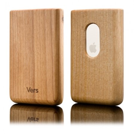 Vers Handcrafted Wood Slipcase for iPod Classic (Cherry)