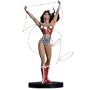 Cover Girls of the DC Universe: Wonder Woman Statue
