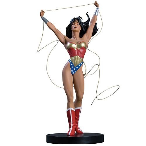 Cover Girls of the DC Universe: Wonder Woman Statue