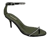 NAOMI HEEL