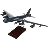 B - 52H Stratofortress - 1 / 100 scale model - B0006N1Q2M