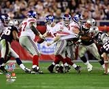 Eli Manning Breaking Tackles Super Bowl XLII 8x10
