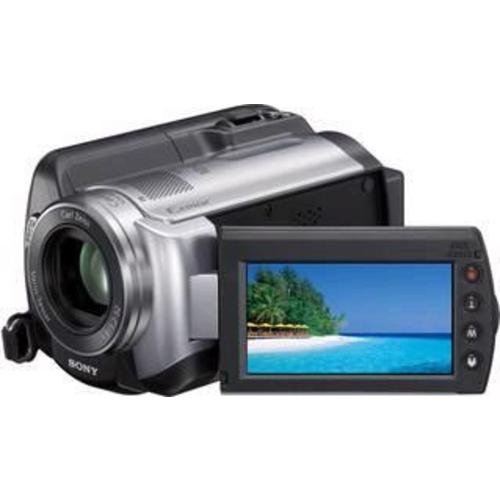 Sony HDR-XR105E HD-Camcorder (Memory Stick, 10-fach optischer Zoom, 80 GB interne Festplatte, 6,9 cm (2,7 Zoll) Display, Bildstabilisator, Touchscreen) silber