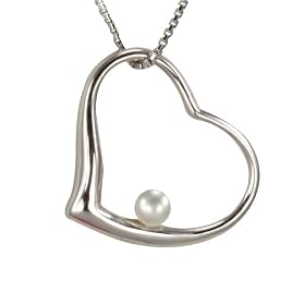 Pearl Accented Silver Heart Shaped Pendant w. Silver Chain Necklace