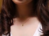 【送料無料】希望の光をくれる！ ペリドット の ペンダントトップ 18金 (18K)