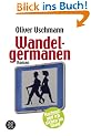 Wandelgermanen: Hartmut und ich stehen im Wald