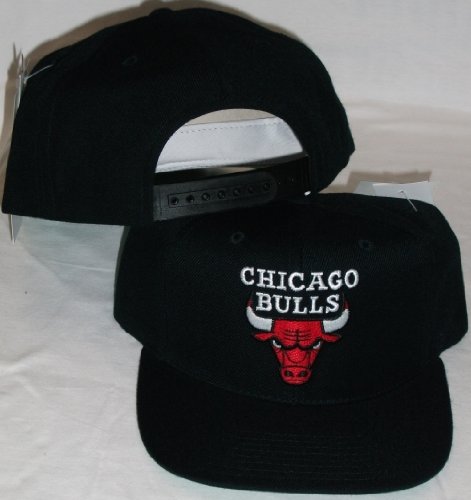Chicago Bulls Black Adjustable Plastic Strap Back Hat / Cap