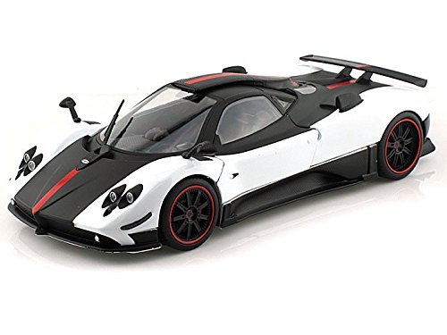 Pagani Zonda 5 Cinque 1/18 White w/ Black Pagani Zonda 5 Cinque 1/18 White w/ Black