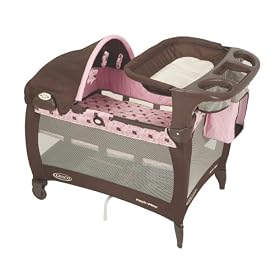 Graco Swept Frame Pack 'n Play Playard with Bassinet & Changer in Betsey