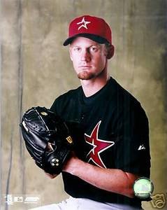 Roy Oswalt Unsigned Houston Astros Studio 8x10 Photo