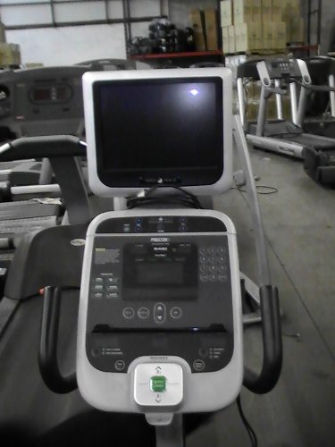 Precor Experience Recumbent Bike 846i with LCD TV