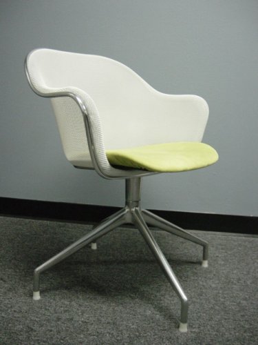 Iuta Chair by Antonio Citterio