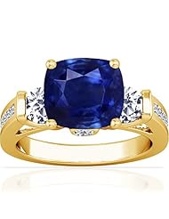 18K Yellow Gold Cushion Cut Blue Sapphire Ring With Sidestones