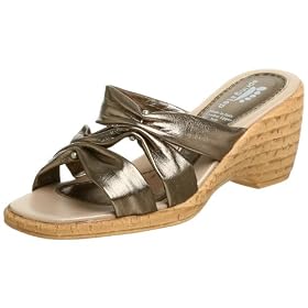 Click here to buy Spring Step Women's Kay Slide Sandal by Spring Step.