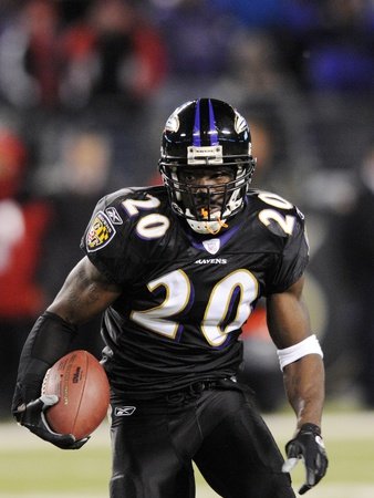 Ravens Reed Football: Baltimore, MARYLAND - Ed Reed Photographic Poster Print by Nick Wass, 24x32