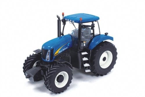Childrens Toyshop  Toys : Britains 42112 - NH T8040 Tractor 1/32nd