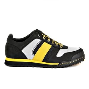 Jhung Yuro Sneakers