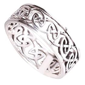 Celtic 925 Sterling Silver Mens Ring or Thumb Ring. Presented in a contemporary black and silver Kooqi gift tin.