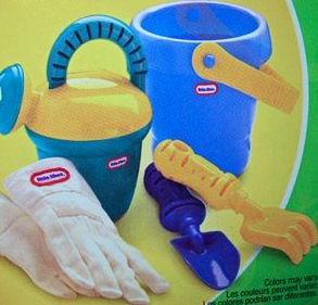 Little Tikes Summer Adventures in the Garden in September - Cube, shower, gloves