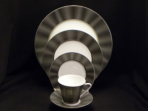 Nikko Silk Black Salt & Pepper