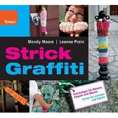 Strick Graffiti: Kuscheliges f�r Mauern, Ampeln und B�ume
