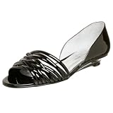 Jessica Simpson Women's Jones Flat