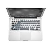 iSkin ProTouch Skin with Microban for all Macbook Aluminum Unibody and Air - Arctic