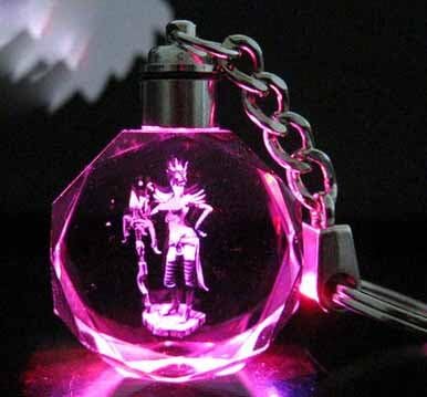 Wander Force League of Legends LOL Figure Color Change Crystal Led Key Chain Key Ring Pendant (Vayne)