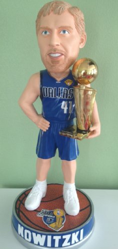 Giant Dirk Nowitzki 36