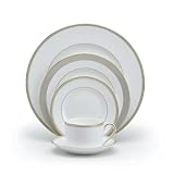 Vera Wang by Wedgwood Golden Grosgrain Five-Piece Place Setting