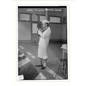 Photo (XL): Naval Reserve using sextant