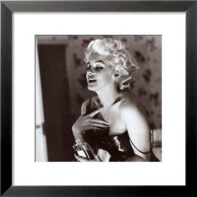 Marilyn Monroe, Chanel No. 5 Framed Framed Art Poster Print, 20x20