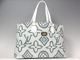 (ルイヴィトン)LOUIS VUITTON オープンショルダー[タイシエンヌGM] メント（ライトグリーン） M95679 並行輸入品